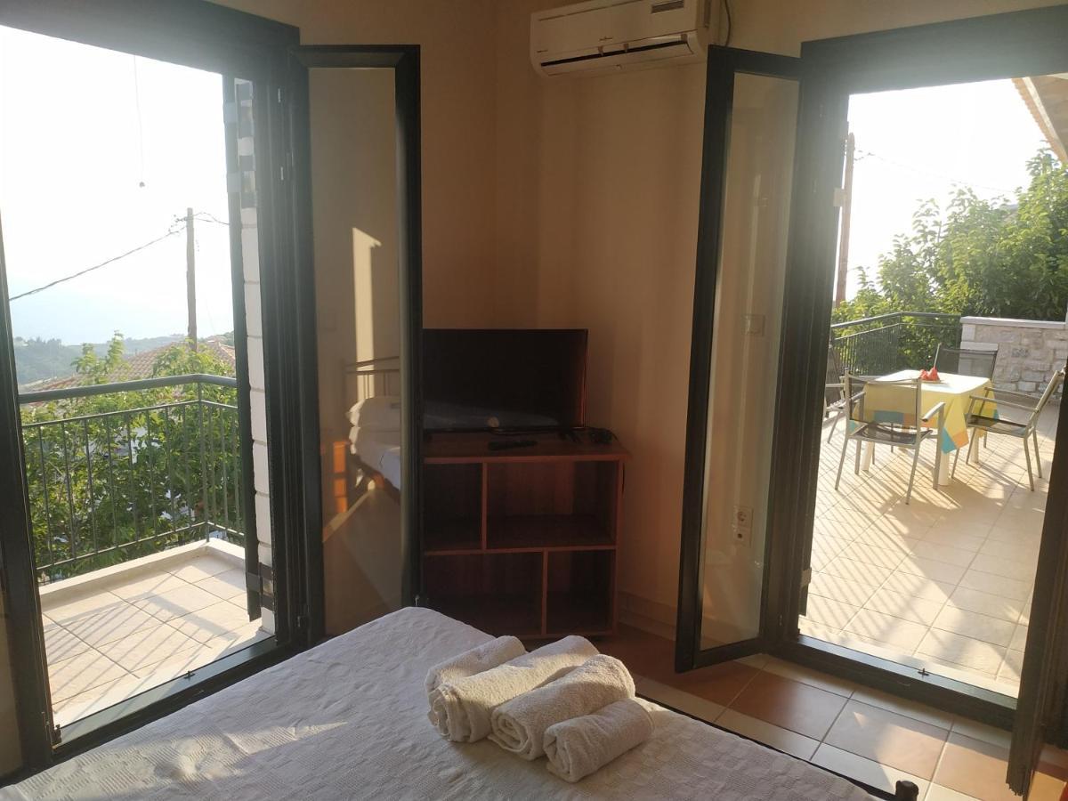 Megali Mantineia Papadeas Villas מראה חיצוני תמונה