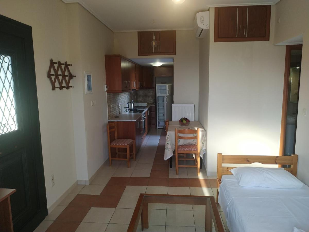 Megali Mantineia Papadeas Villas מראה חיצוני תמונה