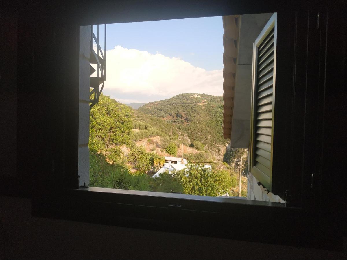 Megali Mantineia Papadeas Villas מראה חיצוני תמונה