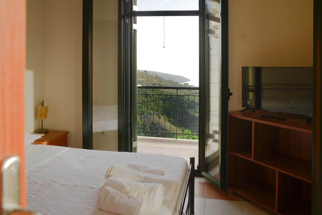 Megali Mantineia Papadeas Villas מראה חיצוני תמונה