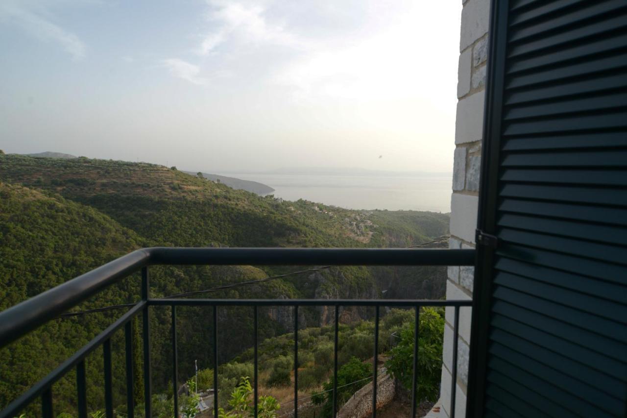 Megali Mantineia Papadeas Villas מראה חיצוני תמונה