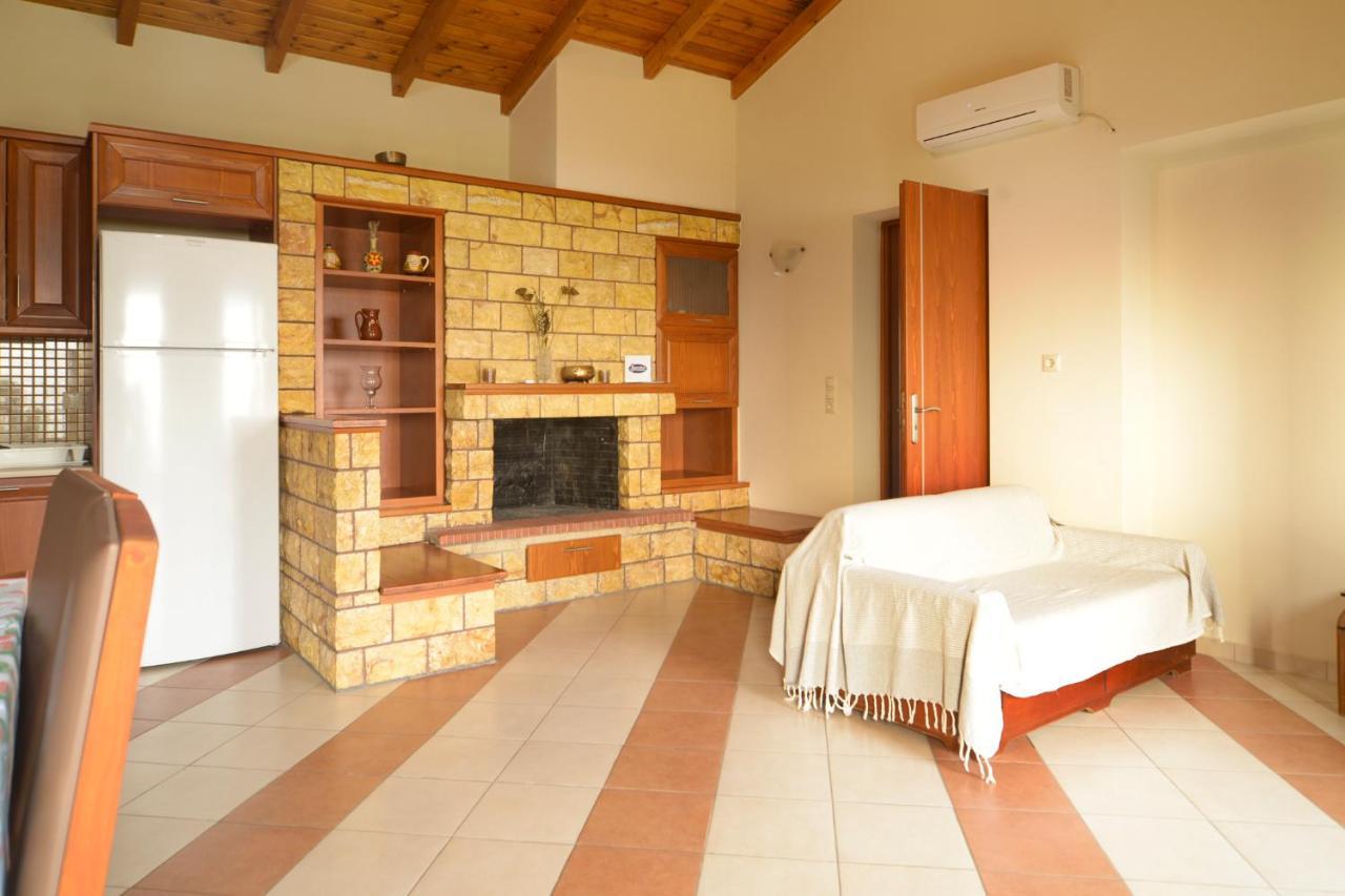 Megali Mantineia Papadeas Villas מראה חיצוני תמונה