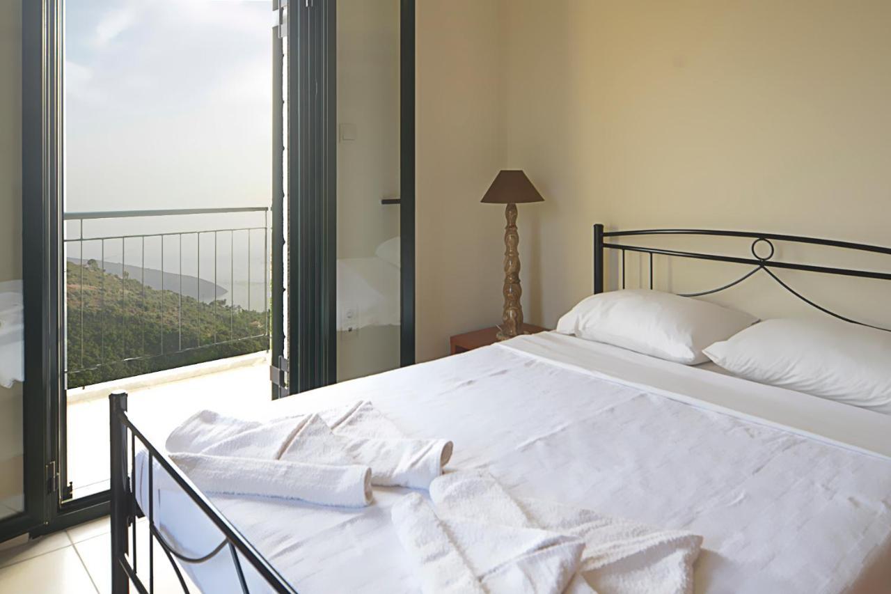 Megali Mantineia Papadeas Villas מראה חיצוני תמונה